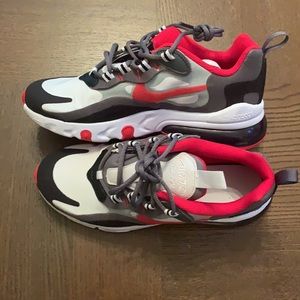 Nike Air Max 270 React